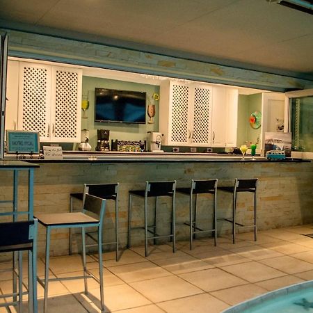 Club Cocomo Hartbeespoort Extérieur photo