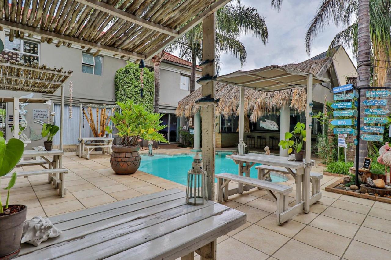 Club Cocomo Hartbeespoort Extérieur photo