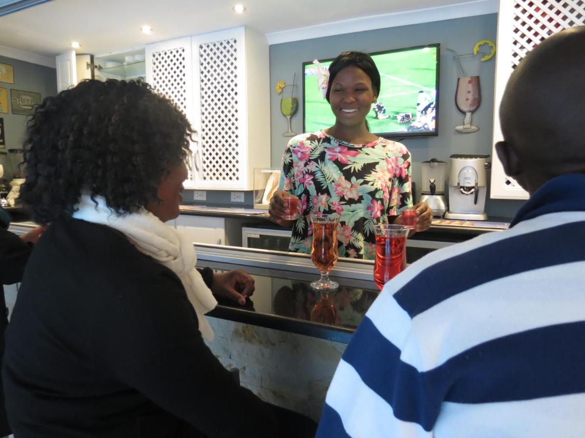 Club Cocomo Hartbeespoort Extérieur photo