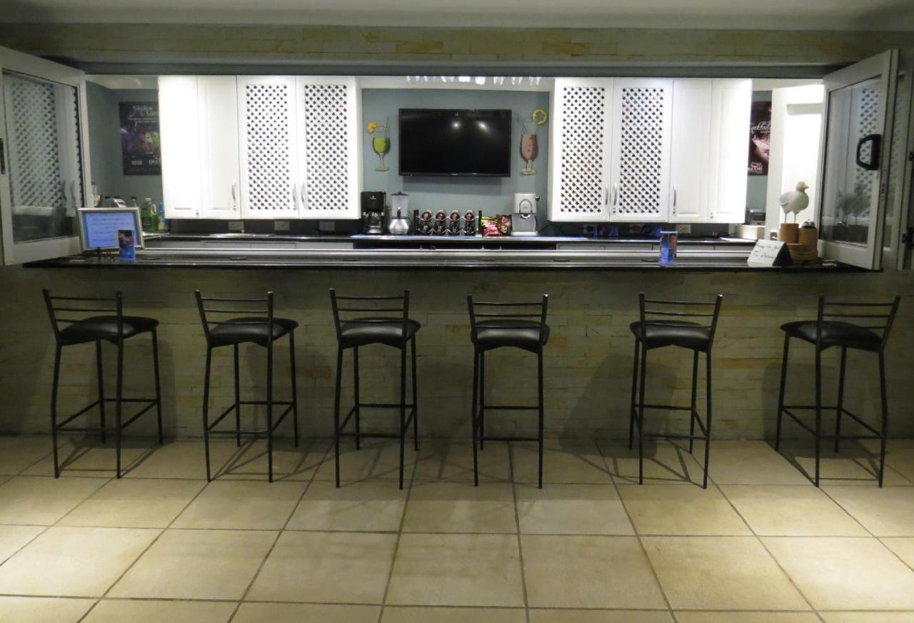 Club Cocomo Hartbeespoort Extérieur photo