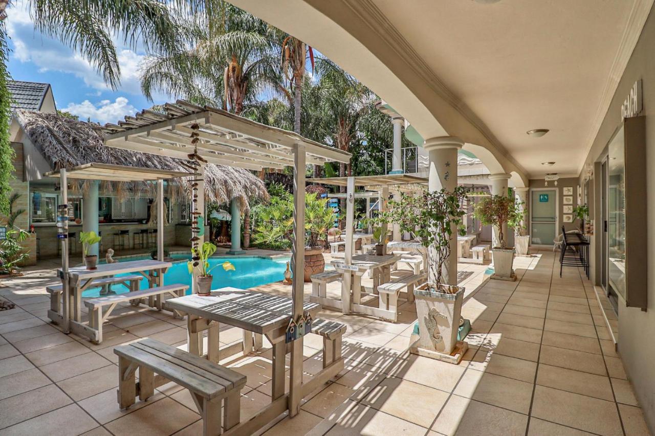 Club Cocomo Hartbeespoort Extérieur photo