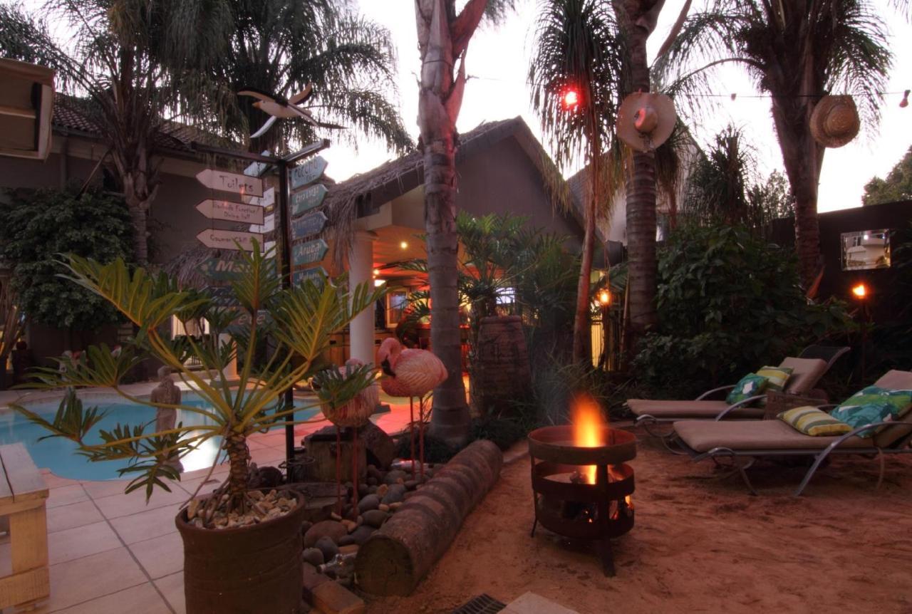 Club Cocomo Hartbeespoort Extérieur photo